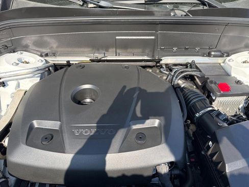 Used 2021 Volvo XC90 T6 Inscription w/ Climate Package image 39