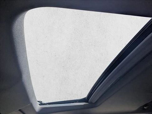 Used 2020 GMC Sierra 1500 SLT w/ SLT Premium Plus Package image 13