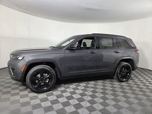 New 2026 Jeep Grand Cherokee Limited w/ Limited Altitude Package RWD image 10