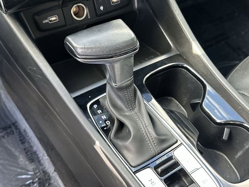 Used 2022 Hyundai Santa Cruz Limited w/ Cargo Package image 17