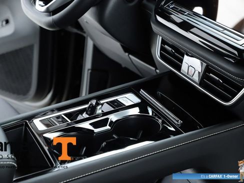 Used 2025 Volkswagen Atlas Cross Sport SE w/ Panoramic Sunroof Package image 73