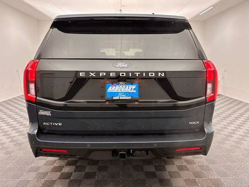 New 2025 Ford Expedition Max Active image 10