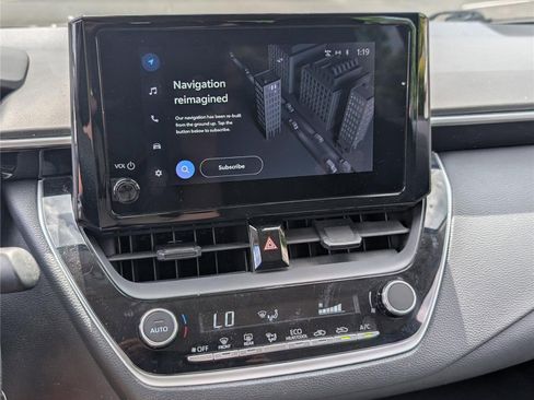 Used 2023 Toyota Corolla LE FWD image 23