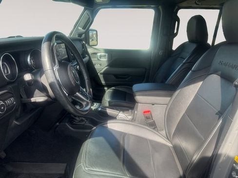 Used 2020 Jeep Wrangler Unlimited Sahara image 8