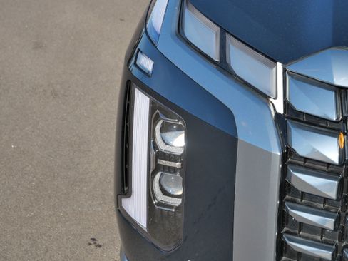 Certified 2025 Hyundai Palisade Calligraphy image 16