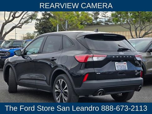 Certified 2022 Ford Escape SE w/ SE Sport Appearance Package image 7