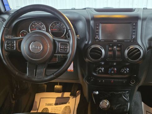 Used 2017 Jeep Wrangler Sport w/ Quick Order Package 23S AWD/4WD image 9
