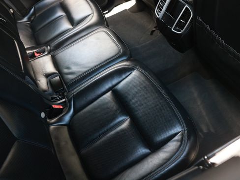 Used 2016 Porsche Cayenne Diesel AWD/4WD image 15