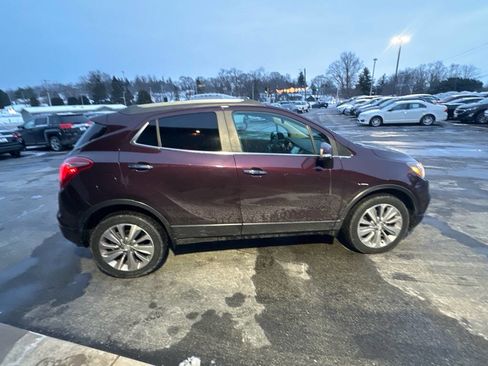 Used 2018 Buick Encore Preferred image 5
