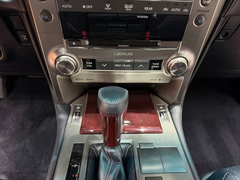 Used 2014 Lexus GX 460 w/ Premium Package AWD/4WD image 47