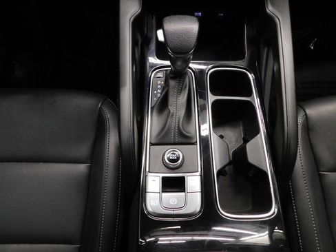 Used 2024 Kia Telluride LX image 29