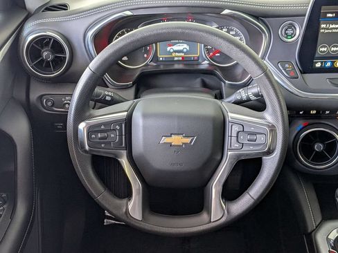 Used 2025 Chevrolet Blazer LT FWD image 24