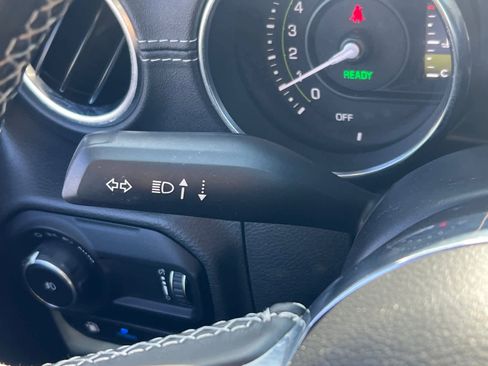 Used 2023 Jeep Wrangler Sahara w/ Cold Weather Group image 19