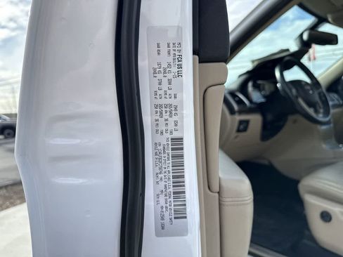 Used 2015 Jeep Grand Cherokee Limited w/ Trailer Tow Group IV image 24