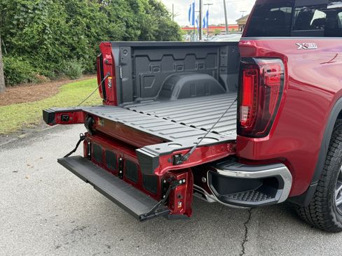 New 2026 GMC Sierra 1500 SLT w/ SLT Premium Plus Package AWD/4WD image 15