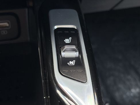 Used 2023 Kia Sorento SX AWD/4WD image 25
