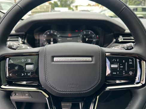 New 2026 Land Rover Range Rover Velar Dynamic SE AWD/4WD image 16
