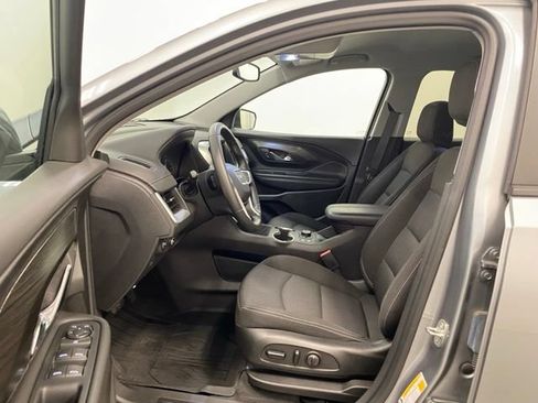 Used 2023 GMC Terrain SLE w/ Driver Convenience Package AWD/4WD image 8