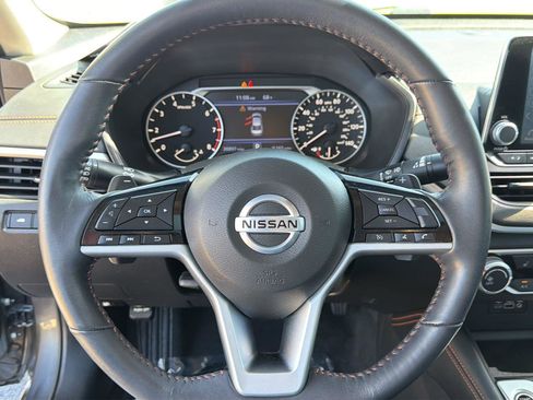 Used 2021 Nissan Altima 2.5 SR w/ SR Premium Package FWD image 20