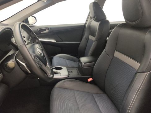 Used 2013 Toyota Camry SE FWD image 17