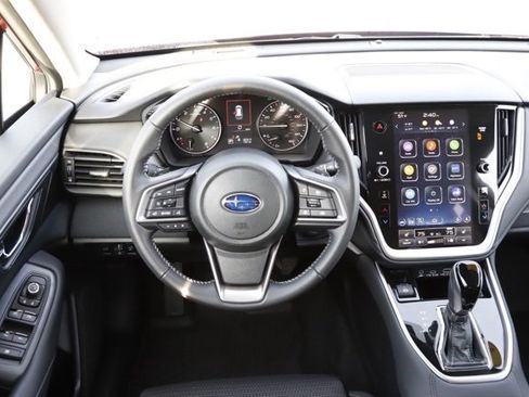 Used 2025 Subaru Outback Premium w/ Popular Package #1A image 17