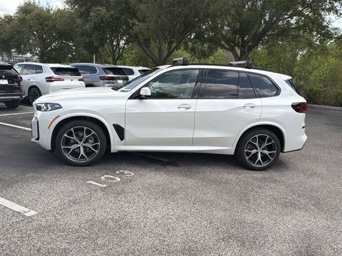 Used 2025 BMW X5 sDrive40i w/ M Sport Package RWD image 7