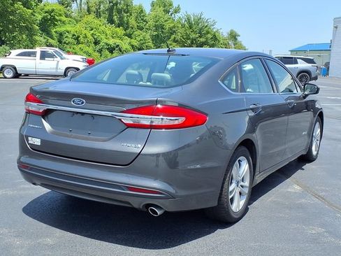 Used 2018 Ford Fusion S FWD image 4