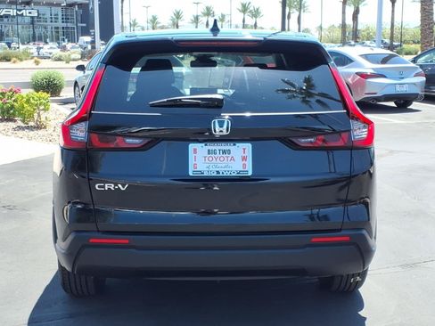 Used 2025 Honda CR-V EX image 5