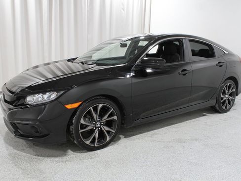 Used 2020 Honda Civic Sport image 3