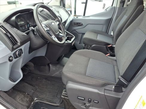 Used 2019 Ford Transit 150 XLT RWD image 9