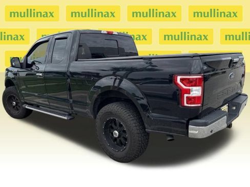 Used 2018 Ford F150 XLT w/ Equipment Group 302A Luxury AWD/4WD image 3