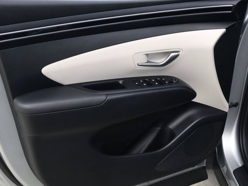 Used 2024 Hyundai Tucson SEL FWD image 13