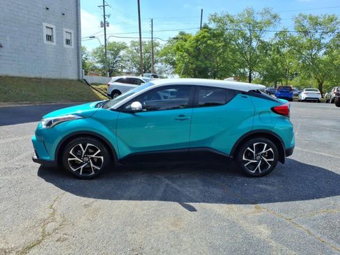 Used 2018 Toyota C-HR XLE FWD image 7