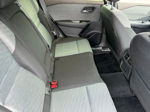 Used 2023 Nissan Rogue SV FWD image 17
