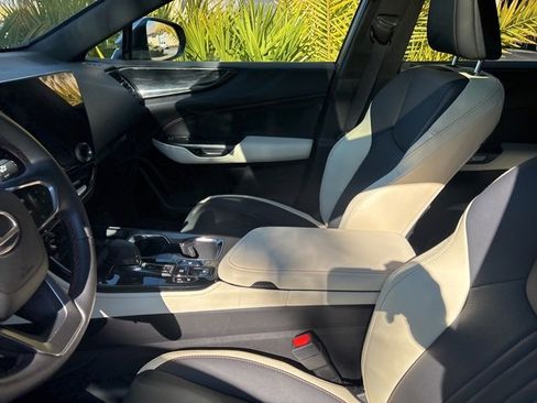 Used 2022 Lexus NX 350h AWD image 4