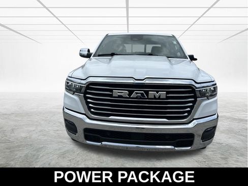 Used 2025 RAM 1500 Laramie AWD/4WD image 9