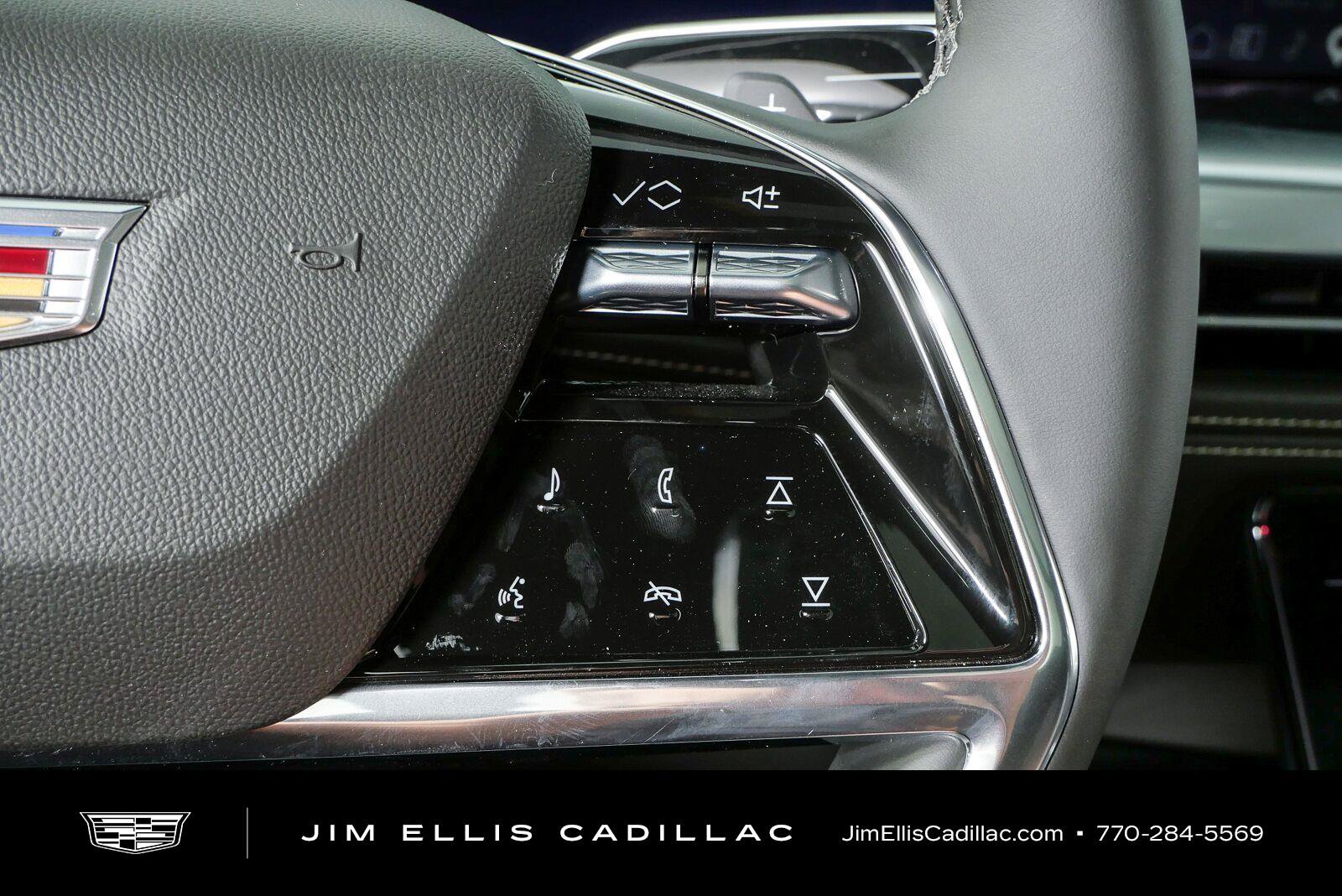 New 2026 Cadillac Escalade Sport w/ Touring Package AWD/4WD image 13