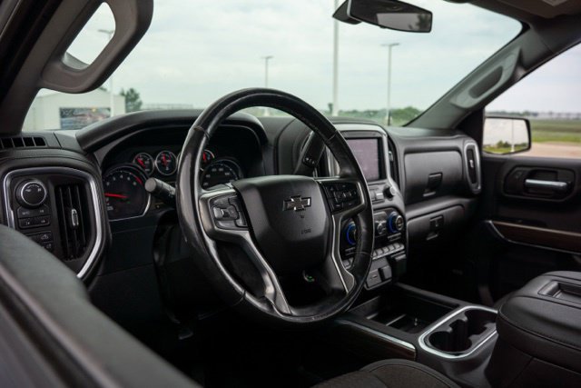 Used 2019 Chevrolet Silverado 1500 LT Trail Boss AWD/4WD image 13