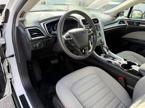 Used 2016 Ford Fusion S image 16