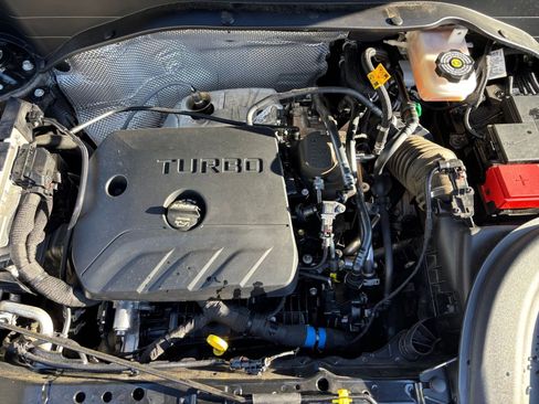 Used 2025 Chevrolet TrailBlazer LT image 30