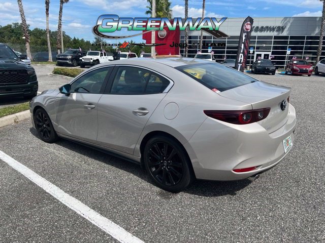 Used 2024 MAZDA MAZDA3 s FWD image 5