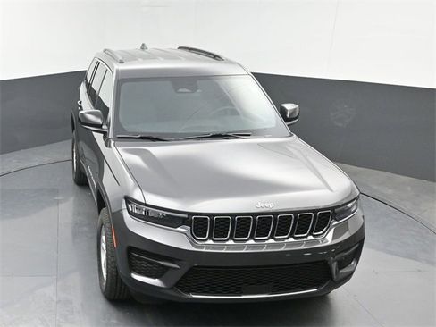 New 2025 Jeep Grand Cherokee Laredo image 34