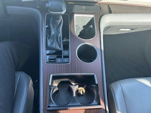 Used 2021 Toyota Sienna XLE w/ XLE Plus Package FWD image 15