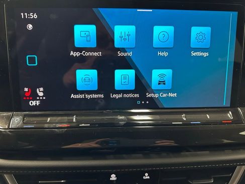 Used 2025 Volkswagen Atlas Cross Sport SE image 37