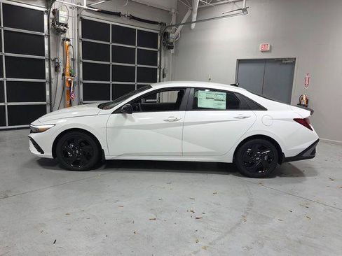 New 2026 Hyundai Elantra Sport FWD image 4