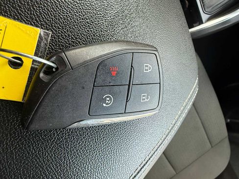 Used 2024 GMC Canyon Elevation w/ Convenience Package image 35