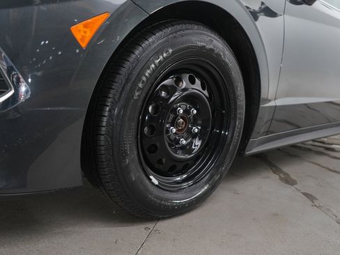 Used 2023 Hyundai Sonata SE w/ Preferred Accessory Package image 26