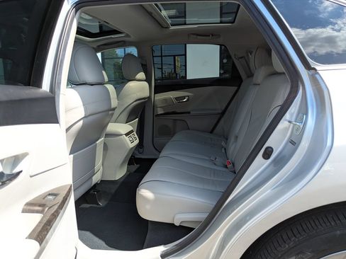 Used 2014 Toyota Venza XLE w/ XLE Premium Package AWD/4WD image 36