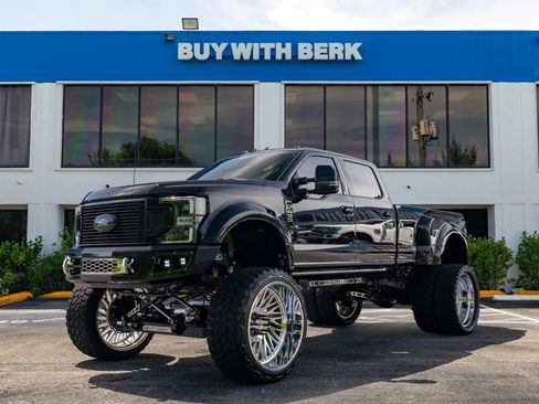 Used 2022 Ford F450 King Ranch w/ King Ranch Ultimate Package AWD/4WD image 1