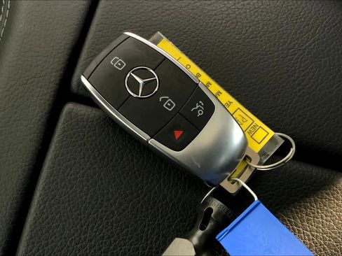 Certified 2023 Mercedes-Benz GLE 350 4MATIC image 15